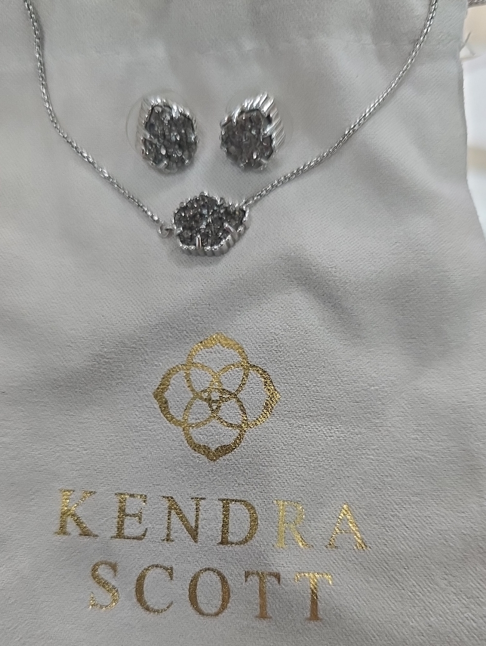 Kendra Scott Silver Druzy Pendant Necklace with Stud Earrings